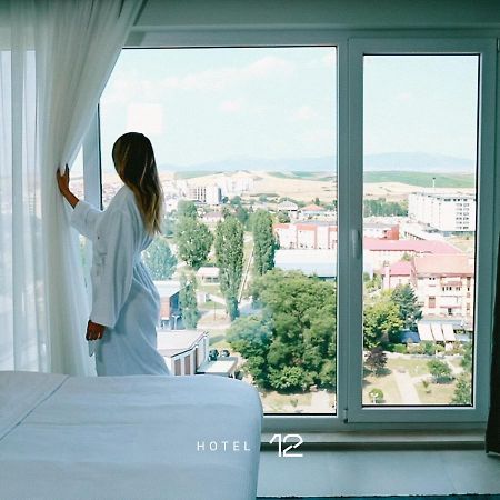 Hotel 12 Gjakova Экстерьер фото