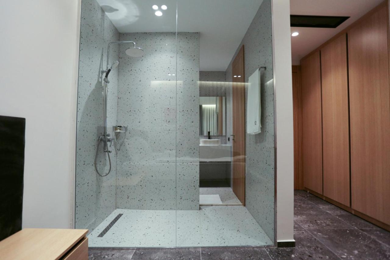 Hotel 12 Gjakova Экстерьер фото
