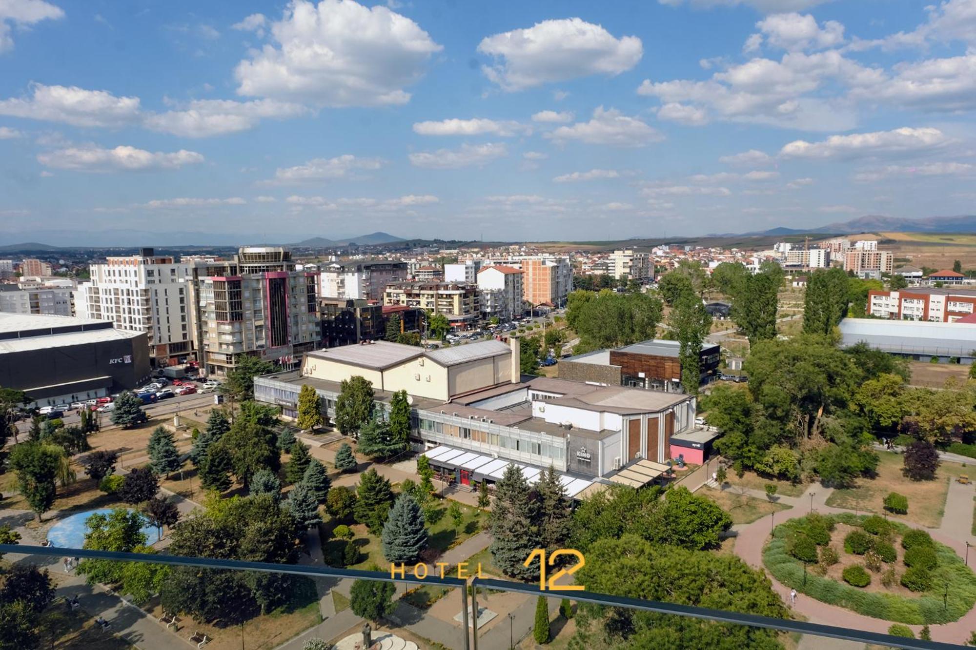Hotel 12 Gjakova Экстерьер фото