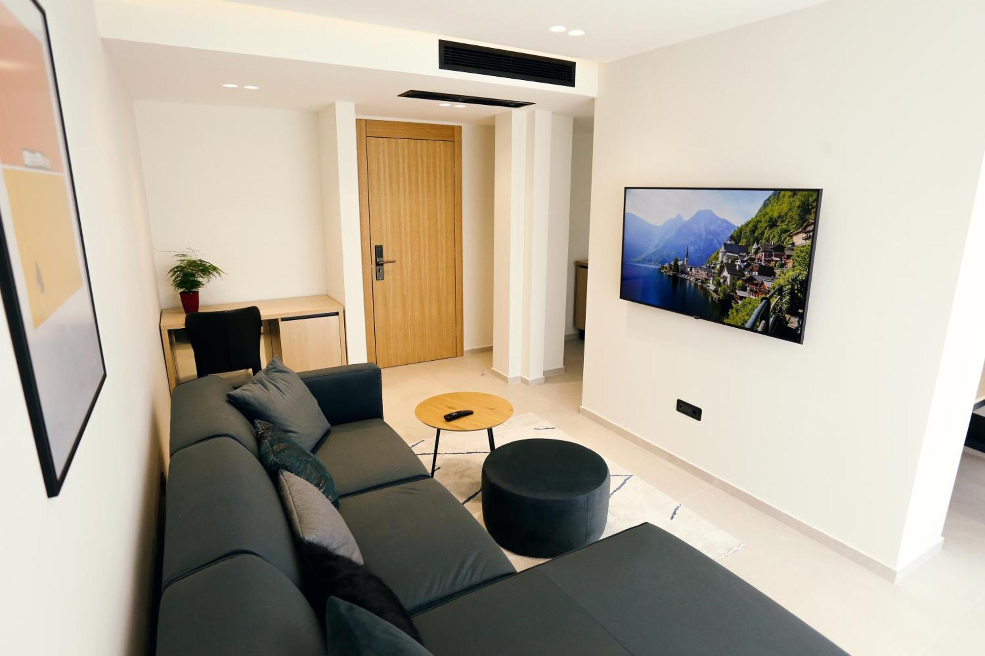 Hotel 12 Gjakova Экстерьер фото